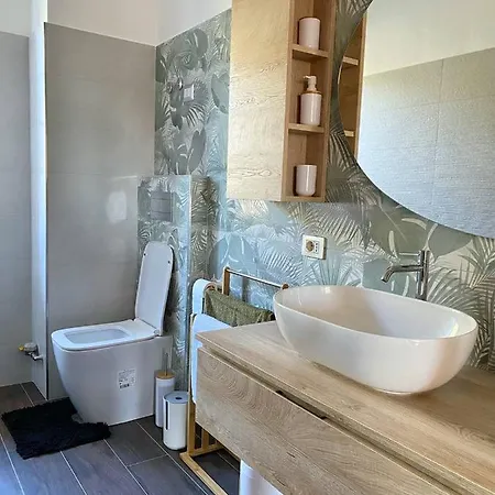 Olivrea Design Palazzo איבראה